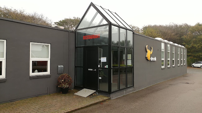 Den Røde Okse - Gastronomi og hotelvirksomhed