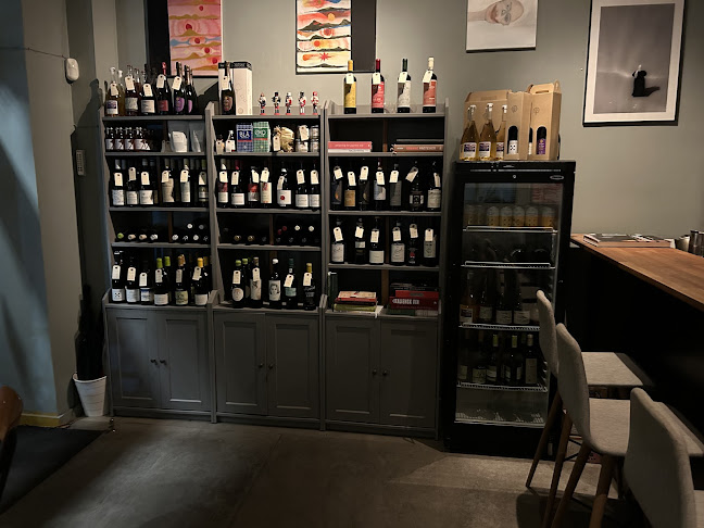 Botti - Vinhandel & Bar - Gastronomi og hotelvirksomhed