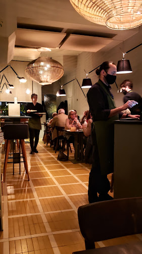 Comentarii opinii despre Royal Garden