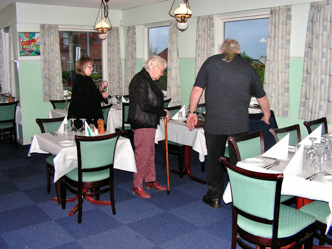 Opinii despre Restaurant Bondestuen în Jyllinge - Gastronomi og hotelvirksomhed