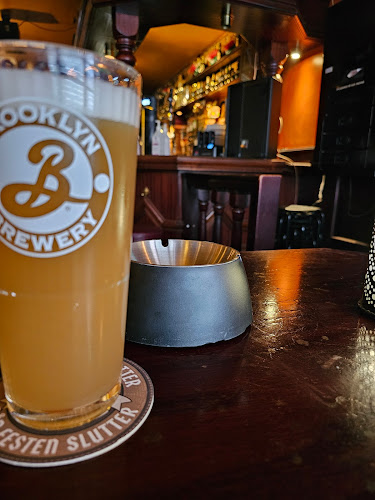 Comentarii opinii despre Flintstone Pub