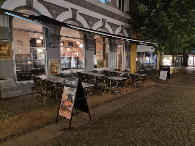 Grand House Burger - Gastronomi og hotelvirksomhed