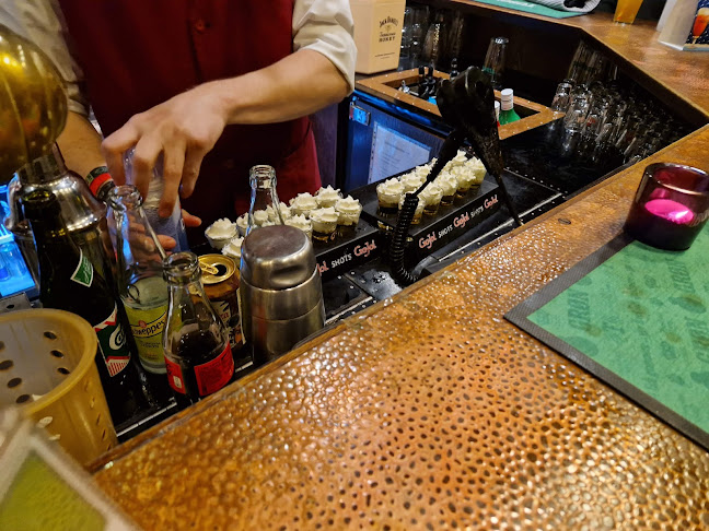 Comentarii opinii despre Jaguar Bodega