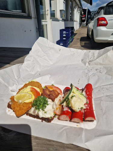 Opinii despre Karlslunde Smørrebrød în Karlslunde - Gastronomi og hotelvirksomhed