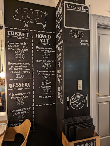 Opinii despre Cafe Svanen în Holbæk - Gastronomi og hotelvirksomhed