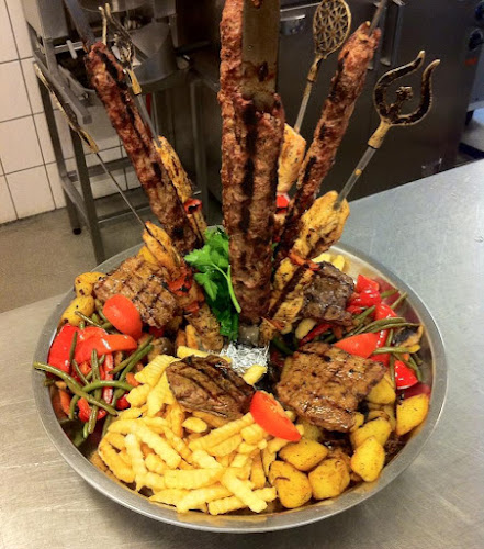 Café & Restaurant Friends - Gastronomi og hotelvirksomhed