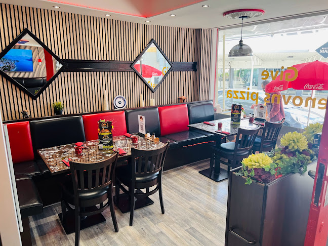 Give Stenovnspizza - Gastronomi og hotelvirksomhed