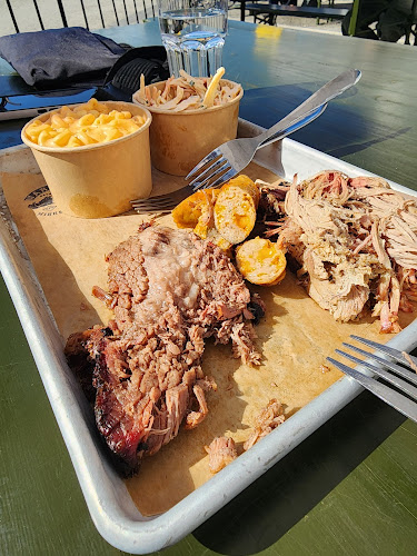 Warpigs Brewpub - Gastronomi og hotelvirksomhed