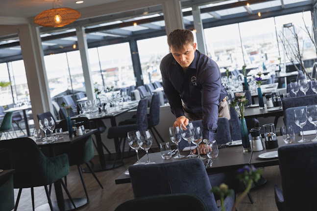 Kaj - Gastronomi og hotelvirksomhed