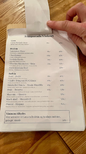 Temporada Tapas & Vin