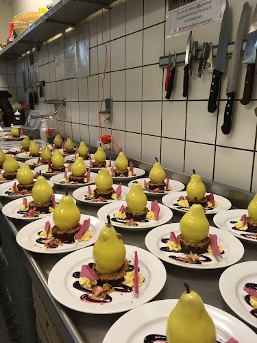 Cook Unlimited - Noelia Albert - Gastronomi og hotelvirksomhed