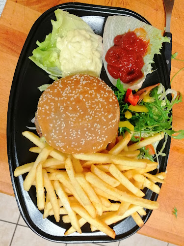 Dana Pizza & Grill - Gastronomi og hotelvirksomhed