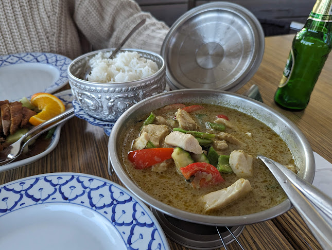 Opinii despre Chiang Mai Thai Cuisine Restaurant & Take Away în Køge - Gastronomi og hotelvirksomhed