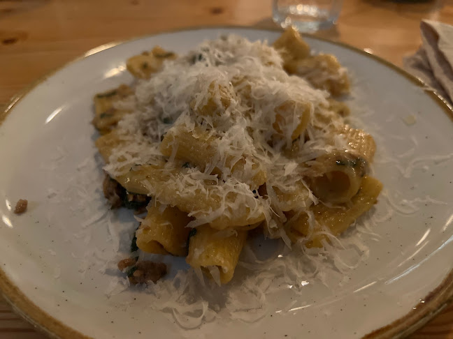 Gorilla - Gastronomi og hotelvirksomhed