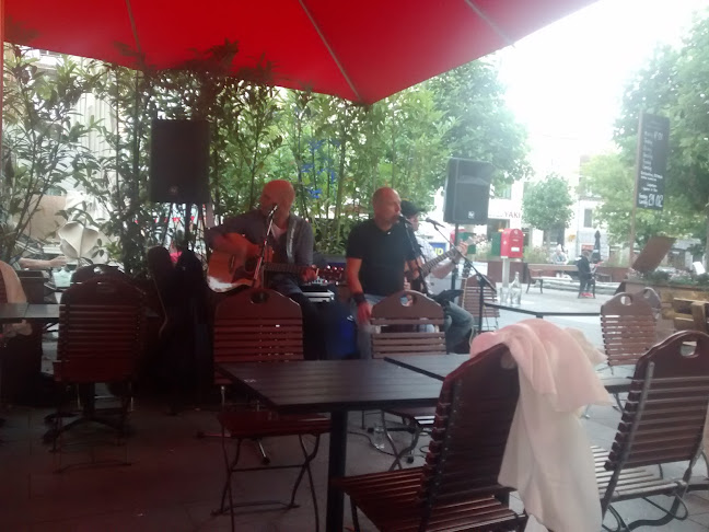 Sommerbageren - brødudsalg fra Bøtø Strand Bageri - Gastronomi og hotelvirksomhed