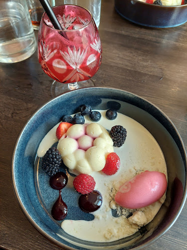 Karikatur Restaurant og Bar i Sønderborg - Gastronomi og hotelvirksomhed