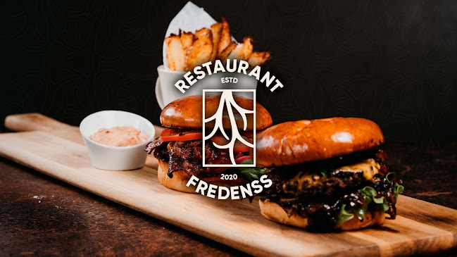 Opinii despre Restaurant Fredenss în Fredensborg - Gastronomi og hotelvirksomhed