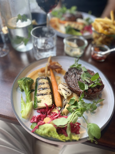 Opinii despre Perron 1 în Holbæk - Gastronomi og hotelvirksomhed