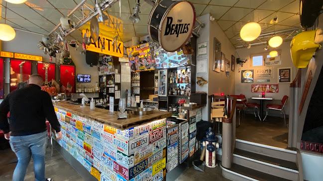 Comentarii opinii despre MACKIES