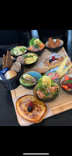 Comentarii opinii despre Café Le Perr