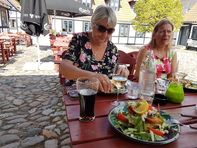 Opinii despre Kaktus III în Præstø - Gastronomi og hotelvirksomhed