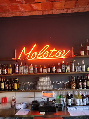 Comentarii opinii despre Molotov - Burger & Cocktails