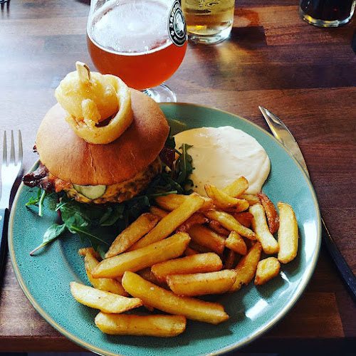 Den Glade Pingvin - Struer