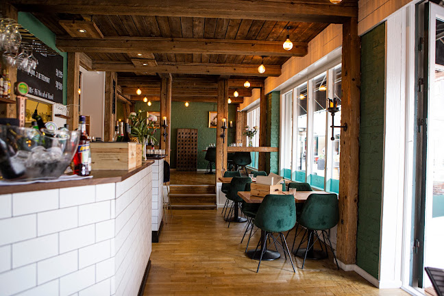 Francisco Restaurant - Gastronomi og hotelvirksomhed