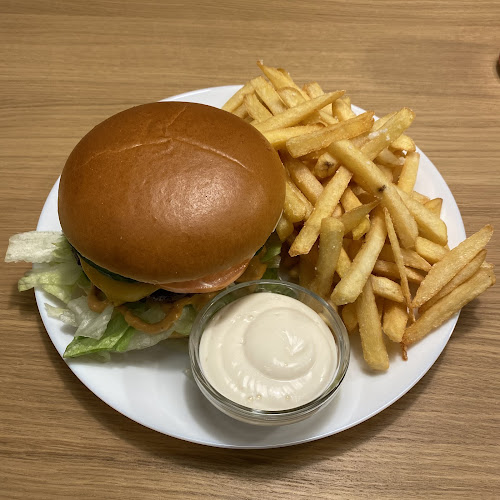 Opinii despre Nerd Cave în Grenaa - Gastronomi og hotelvirksomhed