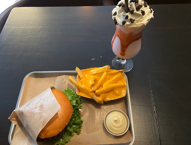 Comentarii opinii despre It's Burger