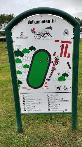 Opinii despre Cafe Travbanen în Aakirkeby - Gastronomi og hotelvirksomhed