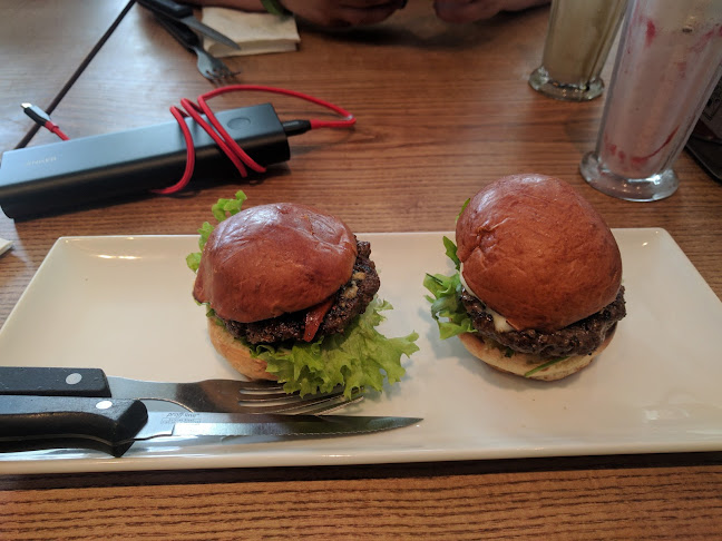 Comentarii opinii despre Shakedown Burgers & Shakes