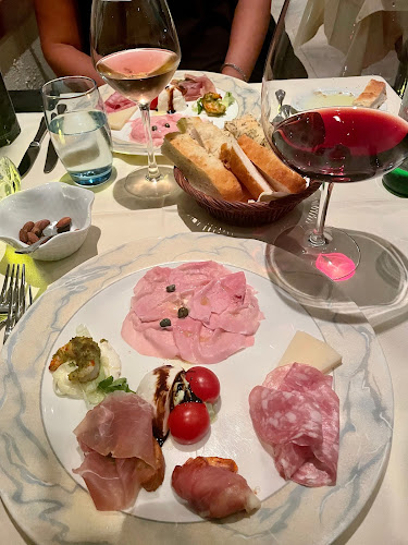 Ristorante Garda - Gastronomi og hotelvirksomhed