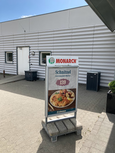 Comentarii opinii despre Monarch Nyborg