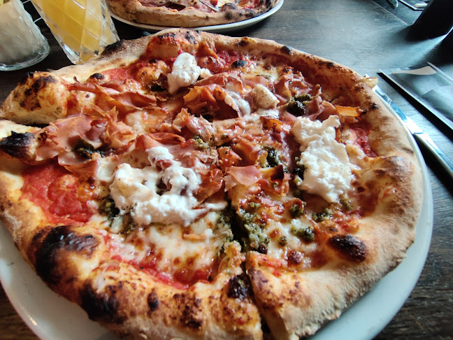 Salino - Gastronomi og hotelvirksomhed