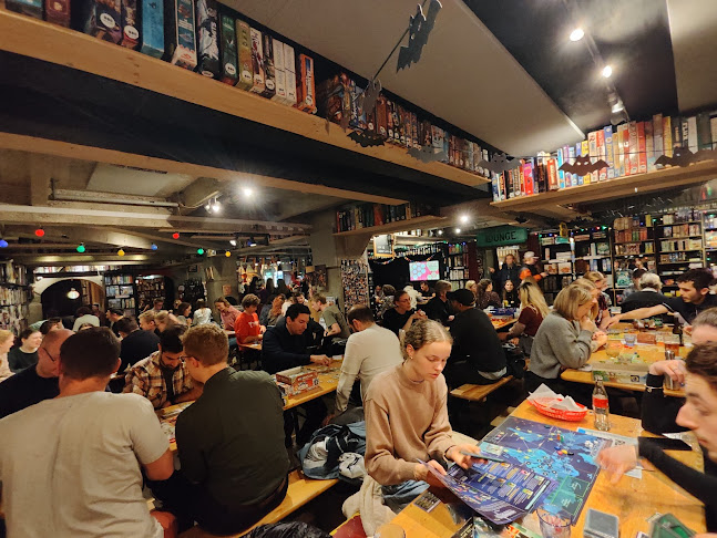 Comentarii opinii despre Bastard Café HUSET