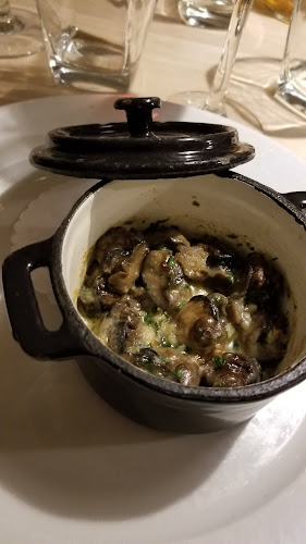 Restaurant Raadhuskælderen - Gastronomi og hotelvirksomhed