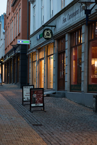 Fam. Carstensens Tehandel A/S