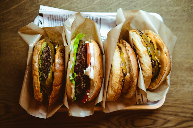 Molotov - Burger & Cocktails - Gastronomi og hotelvirksomhed