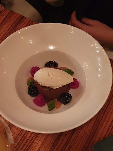 Opinii despre Restaurant Rusk og Brasserie în Aalborg - Gastronomi og hotelvirksomhed