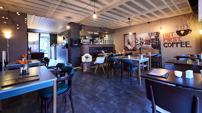 Shiela's Café & Brasserie