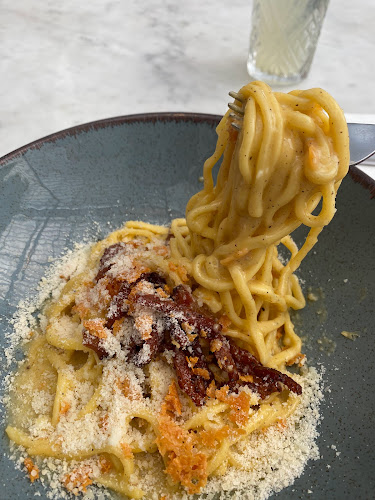 Rossopomodoro - Gastronomi og hotelvirksomhed