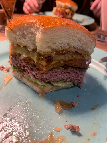 Opinii despre Sallie's Race Lounge în Taastrup - Gastronomi og hotelvirksomhed