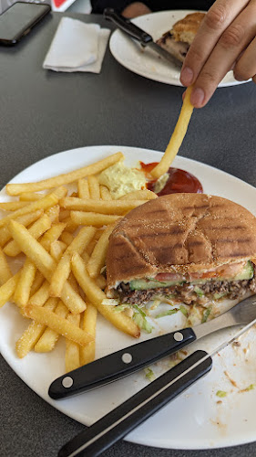 Timeout - Gastronomi og hotelvirksomhed