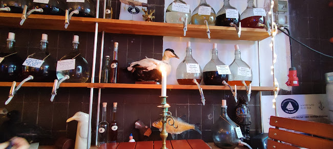 Pier To Heaven - Gastronomi og hotelvirksomhed