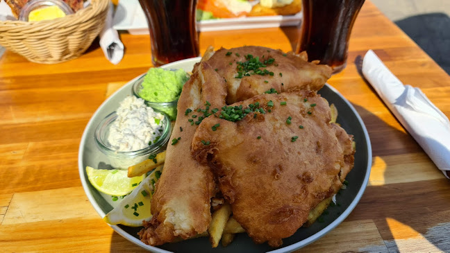 Opinii despre Lilleheden Cafe & Restaurant în Hirtshals - Gastronomi og hotelvirksomhed