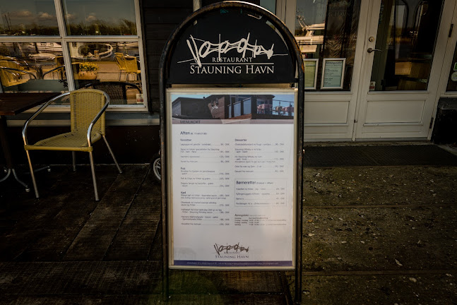 Opinii despre Restaurant Stauning Havn în Skjern - Gastronomi og hotelvirksomhed