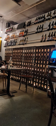 Comentarii opinii despre 1656