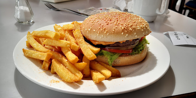 Opinii despre Info-Teria Årslev Øst v/Heinz Nissen în Aabenraa - Gastronomi og hotelvirksomhed