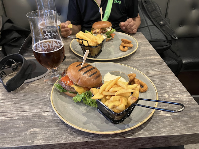 Aabybro’s Pizza & Steak House - Gastronomi og hotelvirksomhed